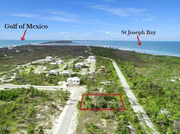 135 Hemmingway Cir, Port Saint Joe, FL 32456