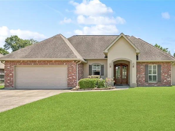 324 Nelson Landing Dr, Pearl River, LA 70452