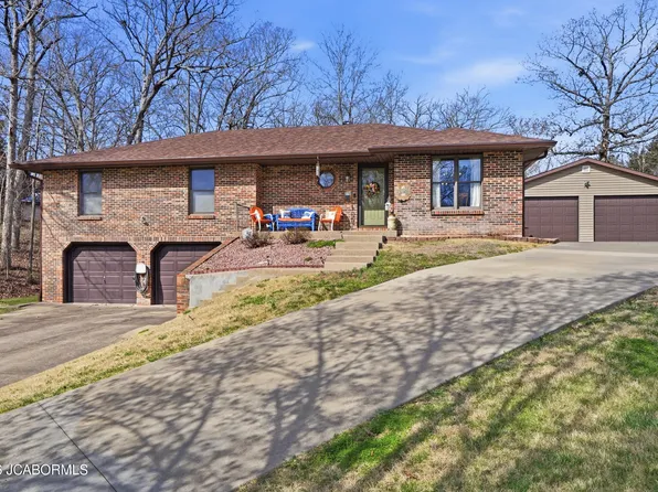 2304 Schnieder Ct, Jefferson City, MO 65109