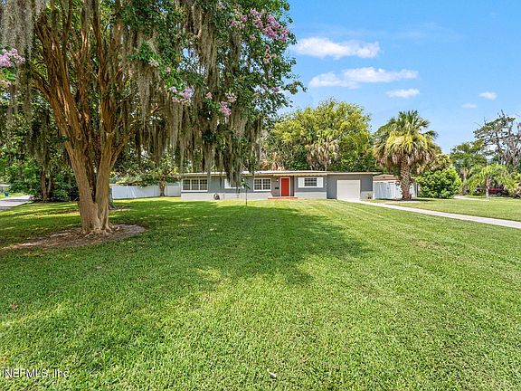 2nd image of 6144 ROBBINS Circle N