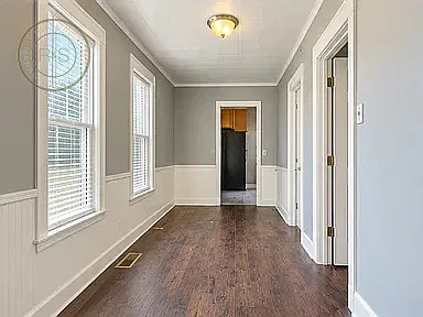 1 bed, 900 sqft, $1,500 — Photo 3