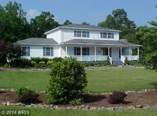 8937 Woodward Rd, Marshall, VA 20115