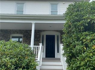 194 Liberty St, Pawcatuck, CT 06379