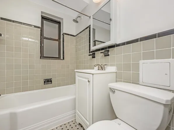 99-63 66th Avenue image 8 of 12