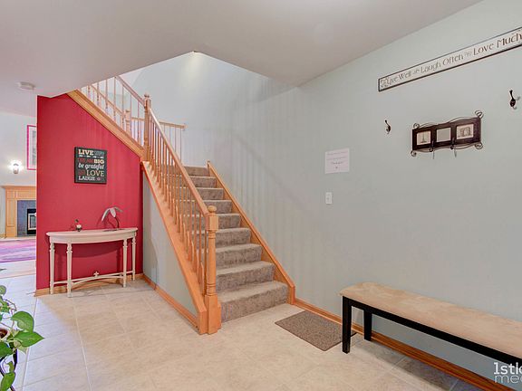 5th image of 9427 Caledonia Dr