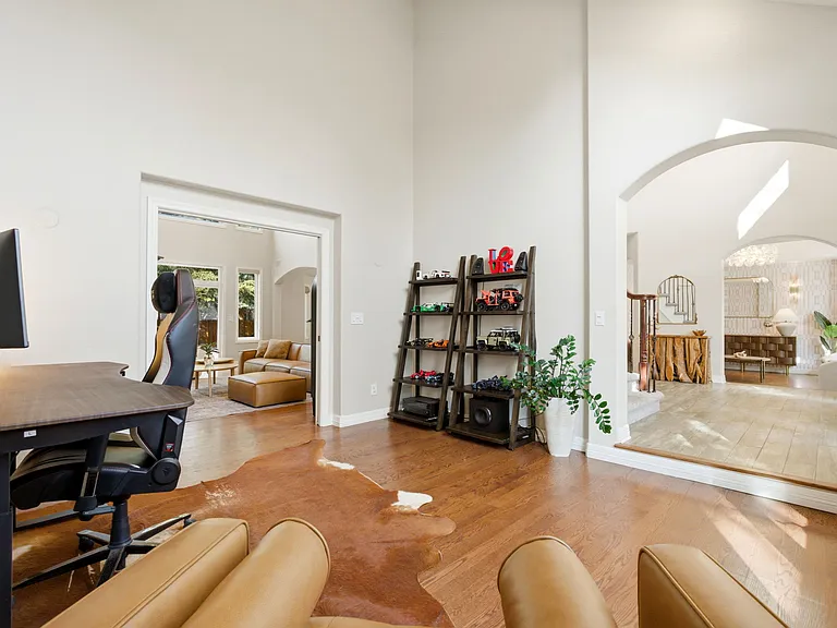 11372 E Ida Ct — Photo 2