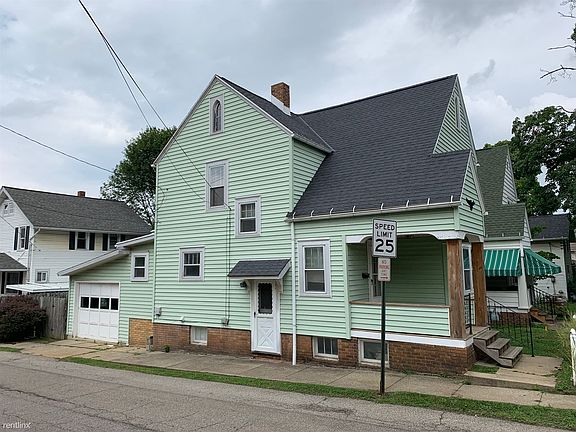 102 E Walnut St. (3)