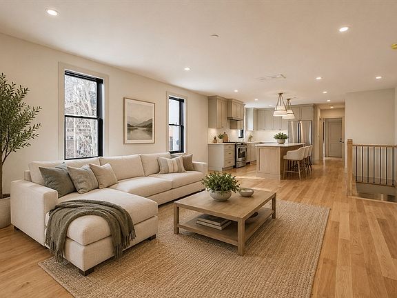 3rd image of 68 Rowe St #U1