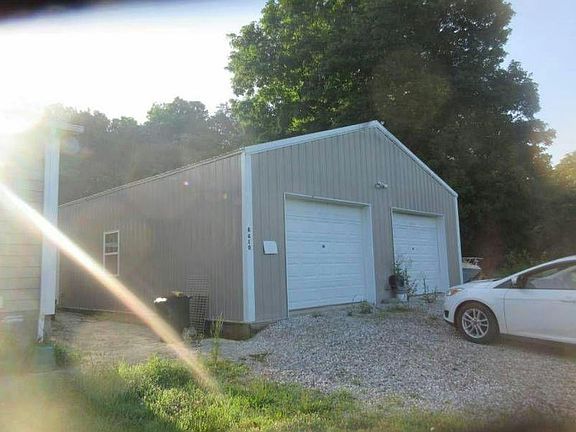 3rd image of 8410 Valley City Mauckport Rd SW