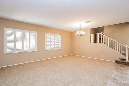 5th image of 695 E Benrich Ct