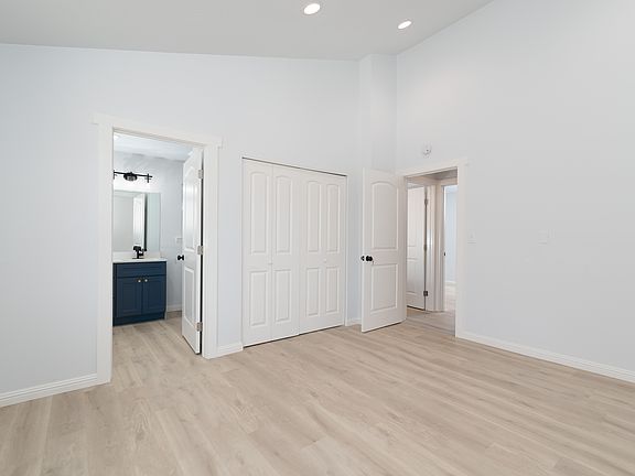 2nd image of 34811 Wabash River Pl