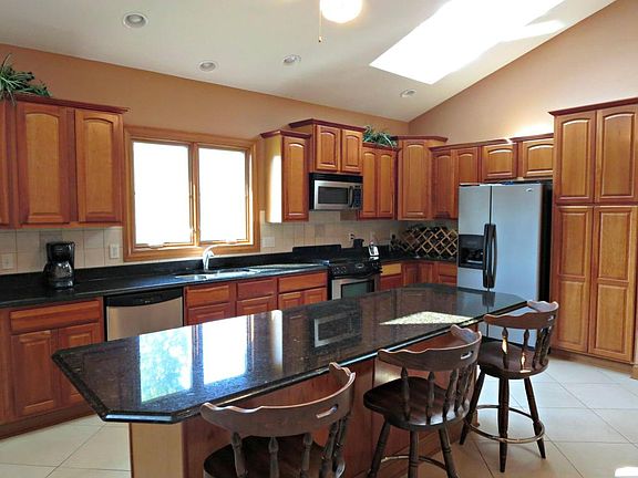 2nd image of 9235 Walnut Hull Dr