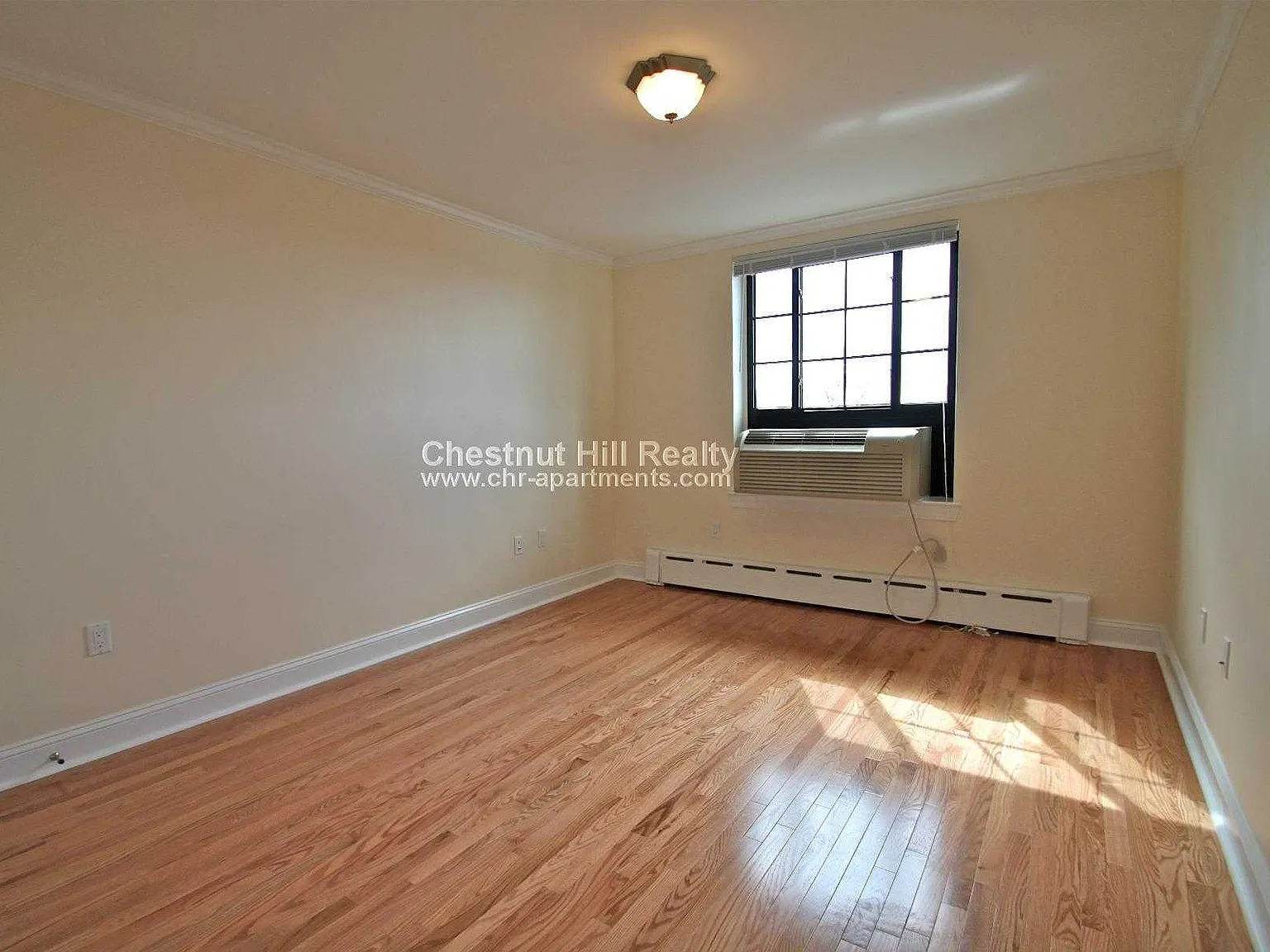2 bed, $5,795 — Photo 4