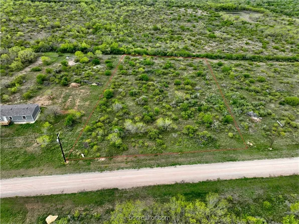 7 Private Road Frio Ests, Moore, TX 78057