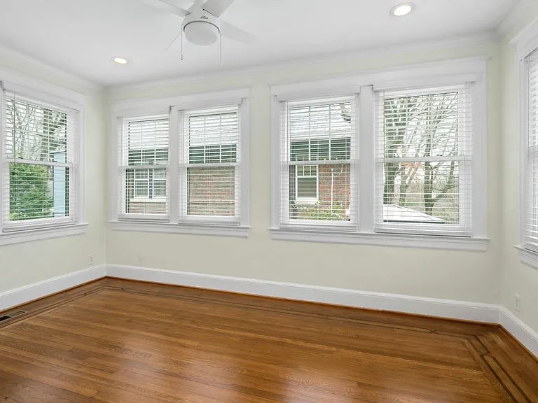 3643 Jenifer St NW — Photo 7
