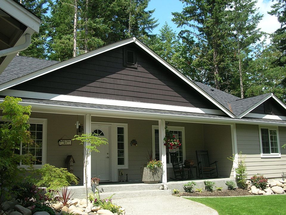 1st image of 22516 Crown Cir SE