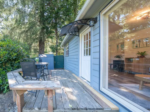 426 N Vista Ter, Otis, OR 97368