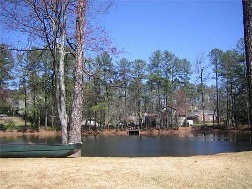 5th image of 3203 Lakeridge Dr SE