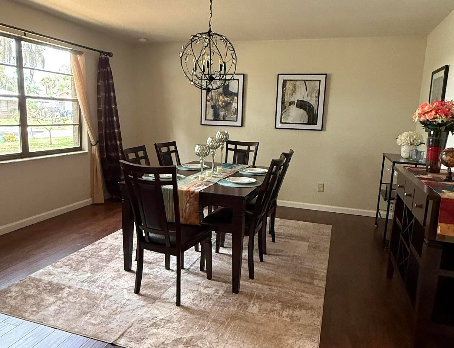 3 bed, 2.0 bath, 2258 sqft, $3,200 — Photo 3