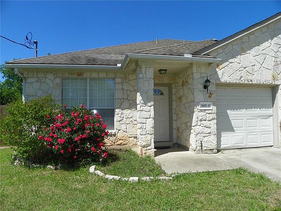 2nd image of 2601 Cypress Ln #B