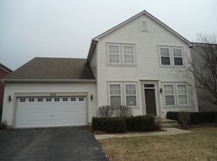 256 Sunbury Dr, St Charles, IL 60175