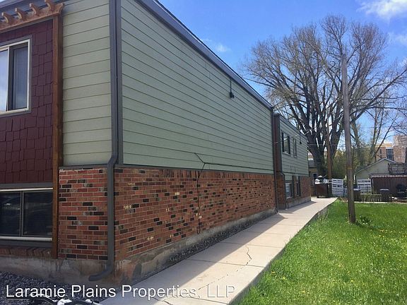 3rd image of 1308 E Flint St APT 2