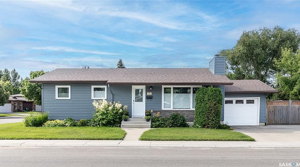 1st image of 102 Wakaw CRESCENT