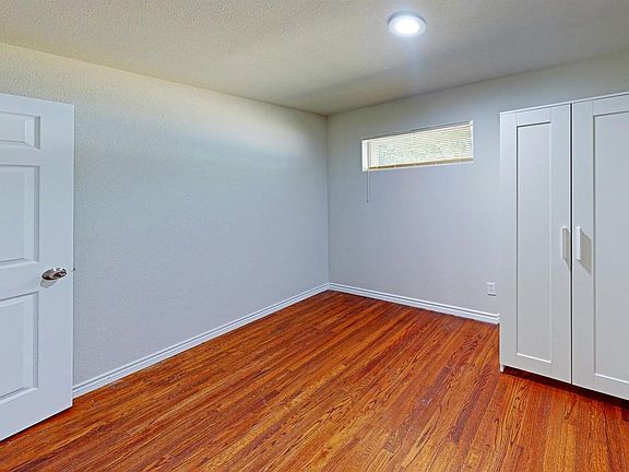 4th image of 1911 Bosque Ln #18106357