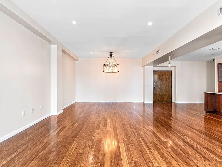 405 Central Ave #210 — Photo 10
