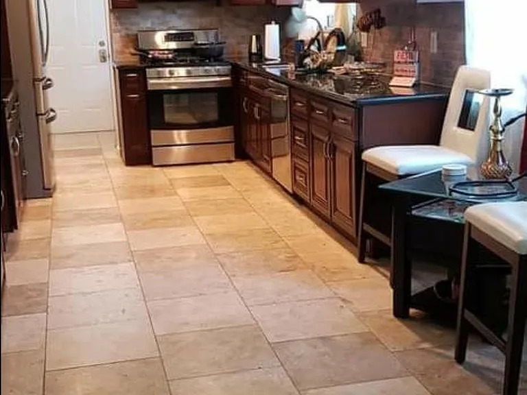La Riviera Dr — Photo 8