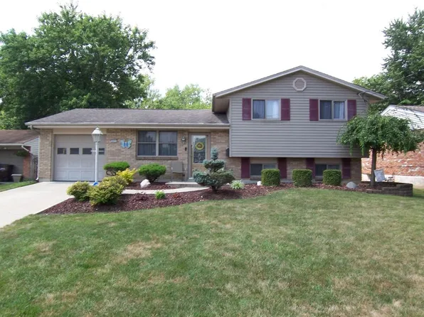 10255 Storm Dr, Cincinnati, OH 45251