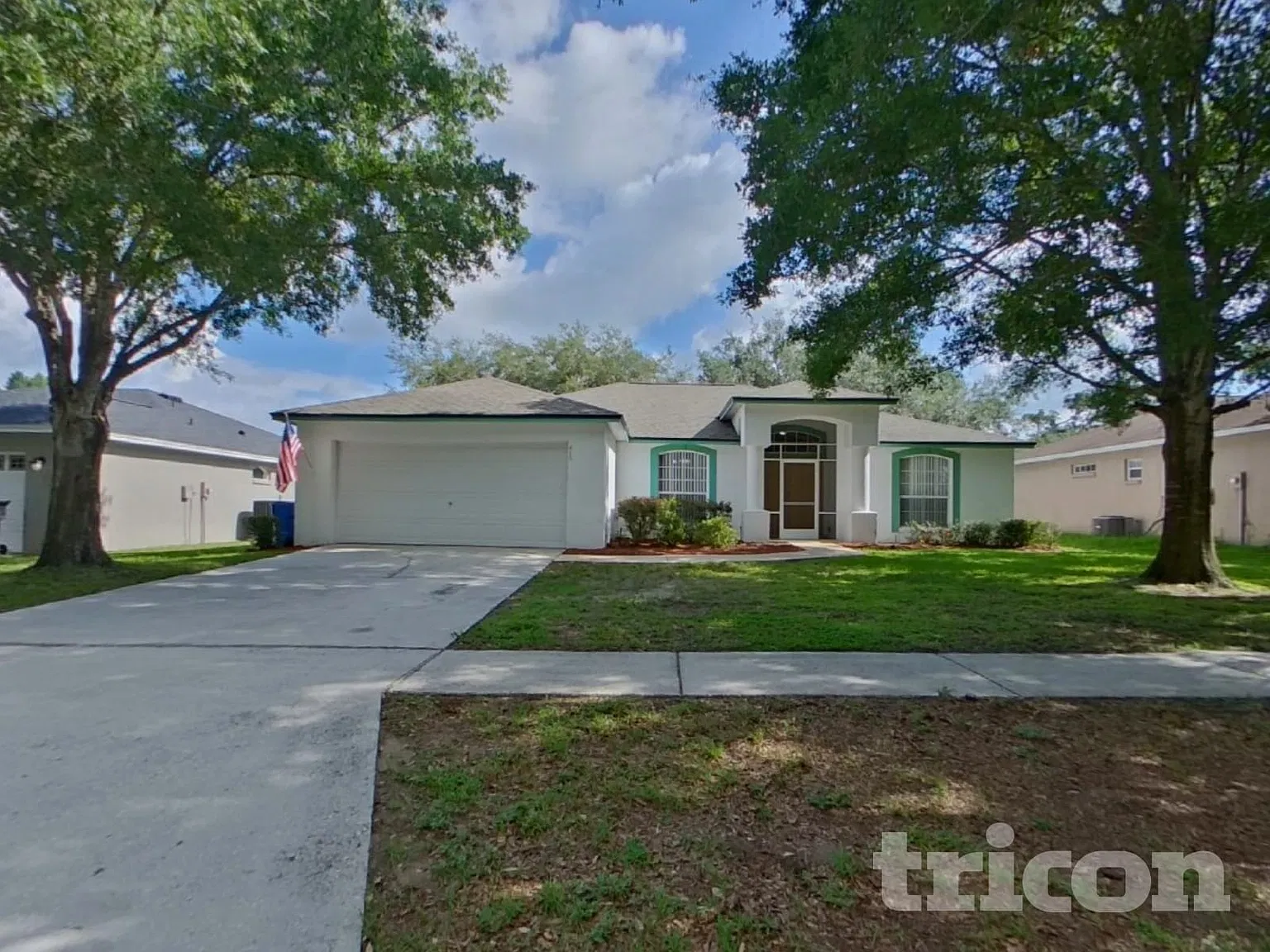 415 Carriage Crossing Circle Brandon FL — Photo 1