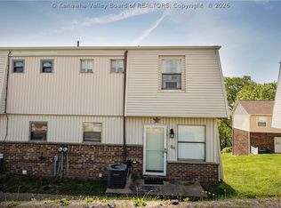 123 Oakwood Rd APT B4, Charleston, WV 25314