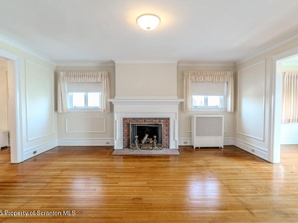 1204 Richmont St Floor 2