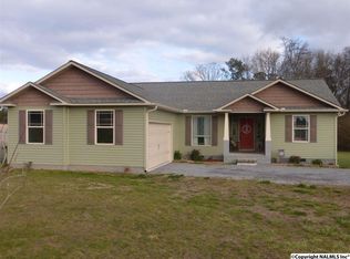 145 Emery Ln, Section, AL 35771