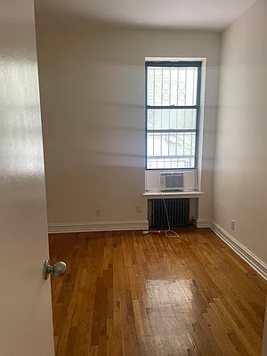 Rented by Smart City Real Estate LLC | media 11