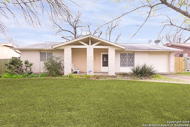 1st image of 4322 Clear Spring Dr