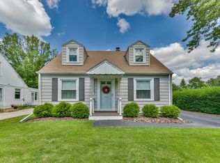 4160 Glenway St, Wauwatosa, WI 53222