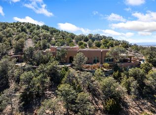 642 Camino De La Luz, Santa Fe, NM 87505