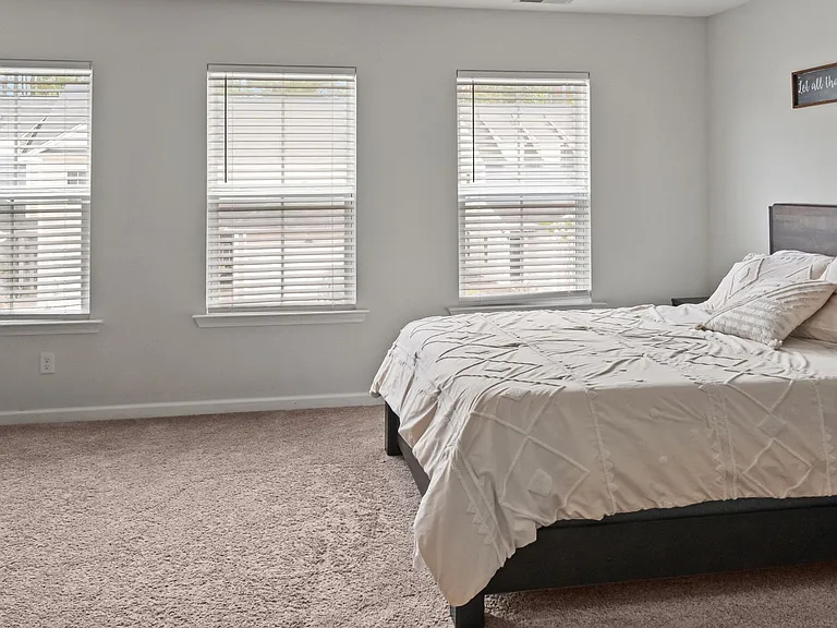 81 Bellasera Way — Photo 27