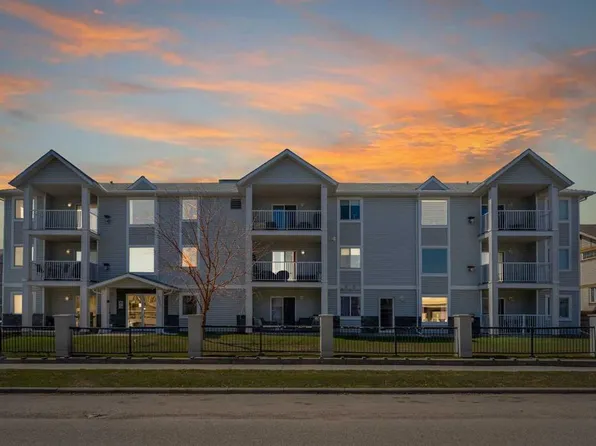 7106 W Valleyview Park SE #106, Calgary, AB T2B 3R6