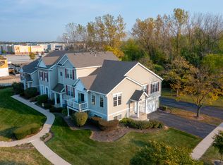 3028 Woodside Dr, Joliet, IL 60431