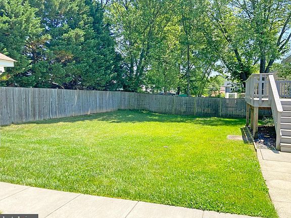 5th image of 14708 Batavia Dr
