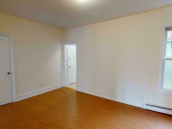 5th image of 71-73 Yellowstone Blvd #2F