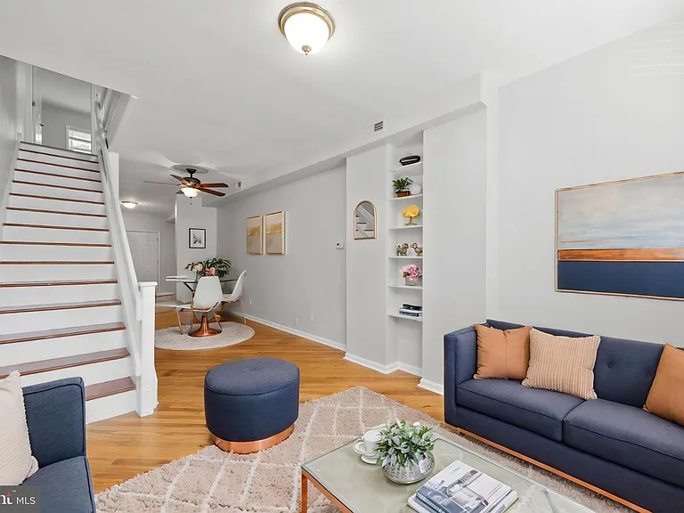 928 N Bambrey St — Photo 1
