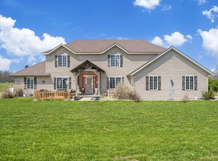 2880 Pleasant View Dr, Mansfield, MO 65704