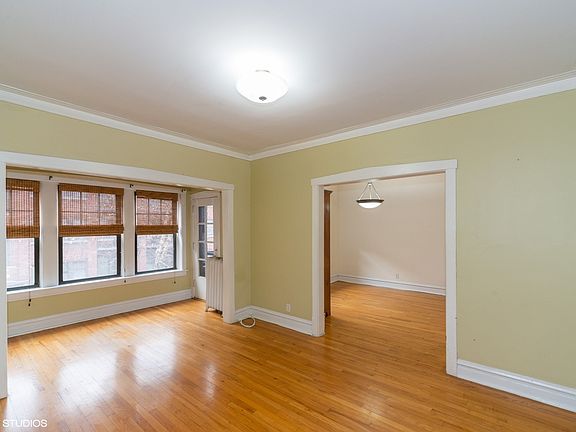 3rd image of 633 Garfield St APT 2