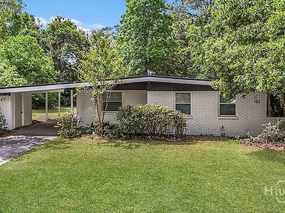 3rd image of 325 Woodley Road