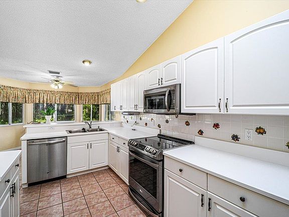 2nd image of 47 Barkwood Ln