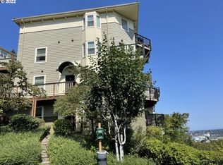 330 NW Uptown Ter APT 1B, Portland, OR 97210